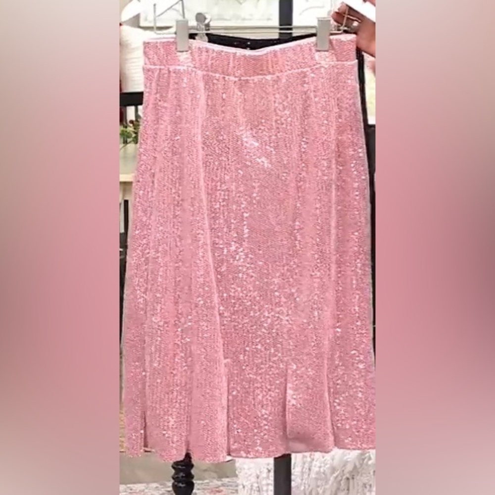 Isaac Mizrahi Sparkling Pink Sequin skirt